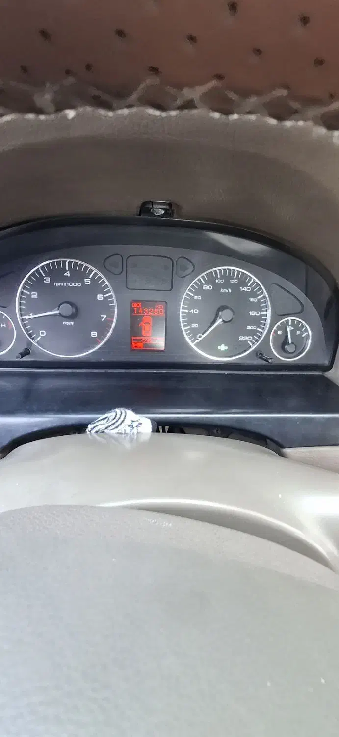 سمند مدل ۹۸|خودرو سواری و وانت|یزد, |دیوار