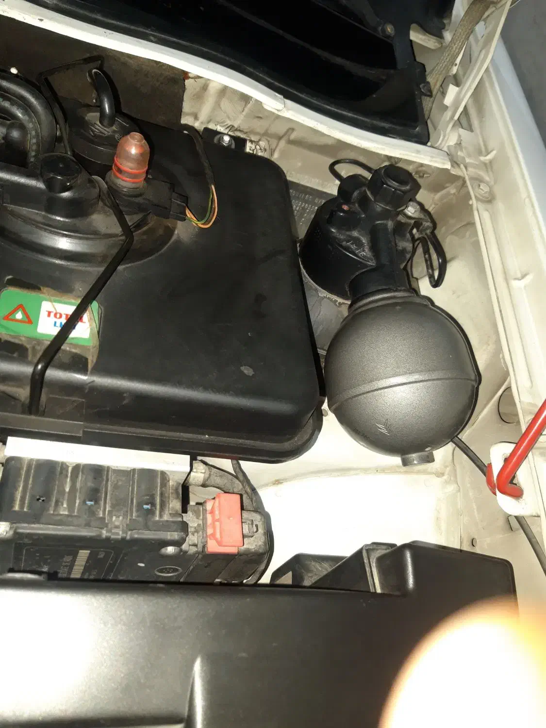 زانتیا سفید سیرجان|خودرو سواری و وانت|سیرجان, |دیوار