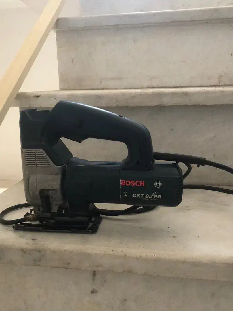 اره چکشی بوش، دریل و دیگر ابزار آلات نجاری اصل|ماشینآلات صنعتی|خسروشاه, |دیوار