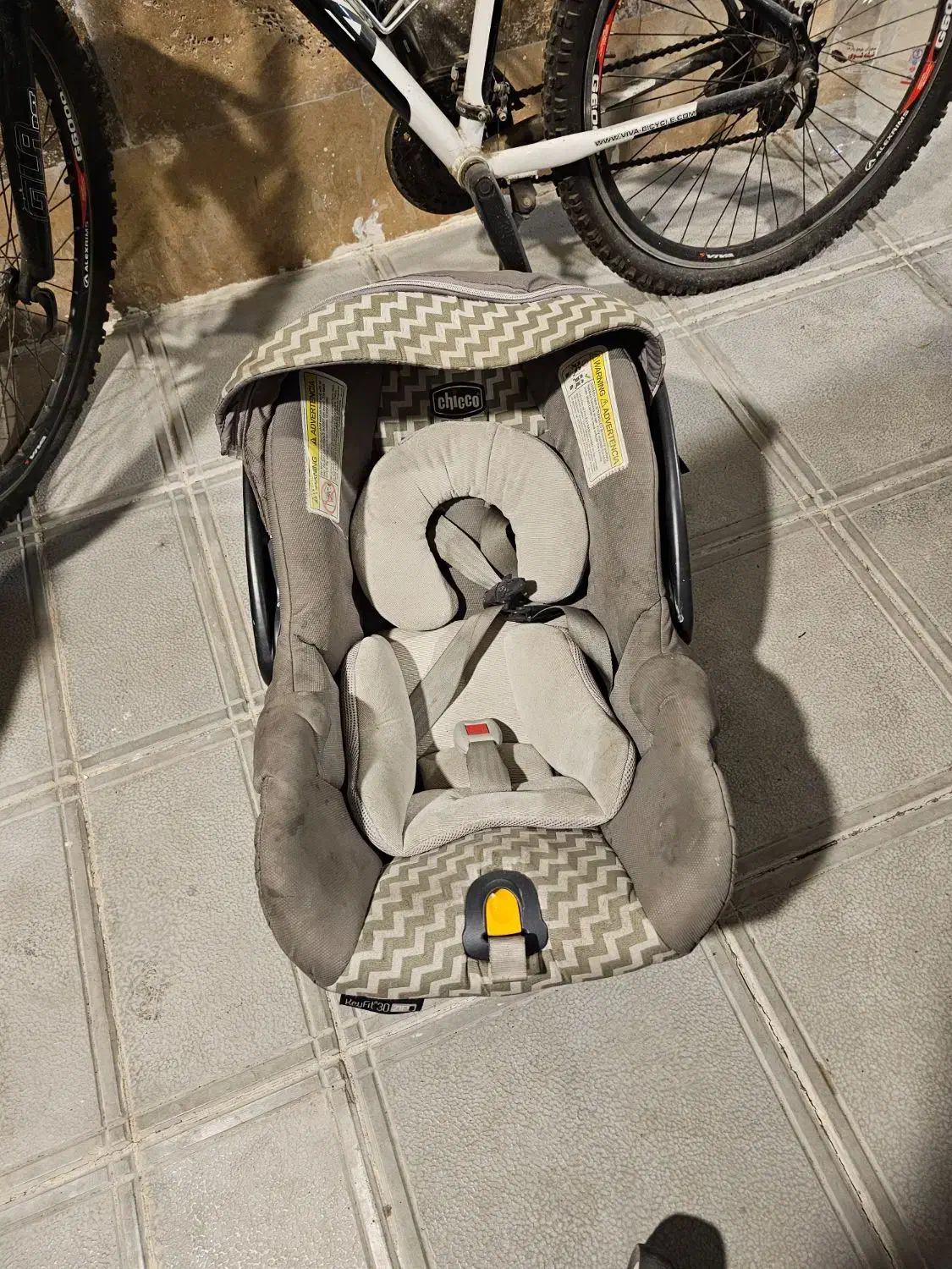 فروش کالسکه و کریر و صندلی کودک|کالسکه و لوازم جانبی|شیراز, قصرالدشت|دیوار