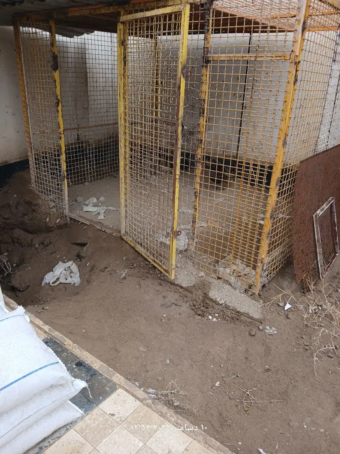 گنجه .قفس کبوتر . سنگین|لوازم جانبی حیوانات|چهارباغ, |دیوار