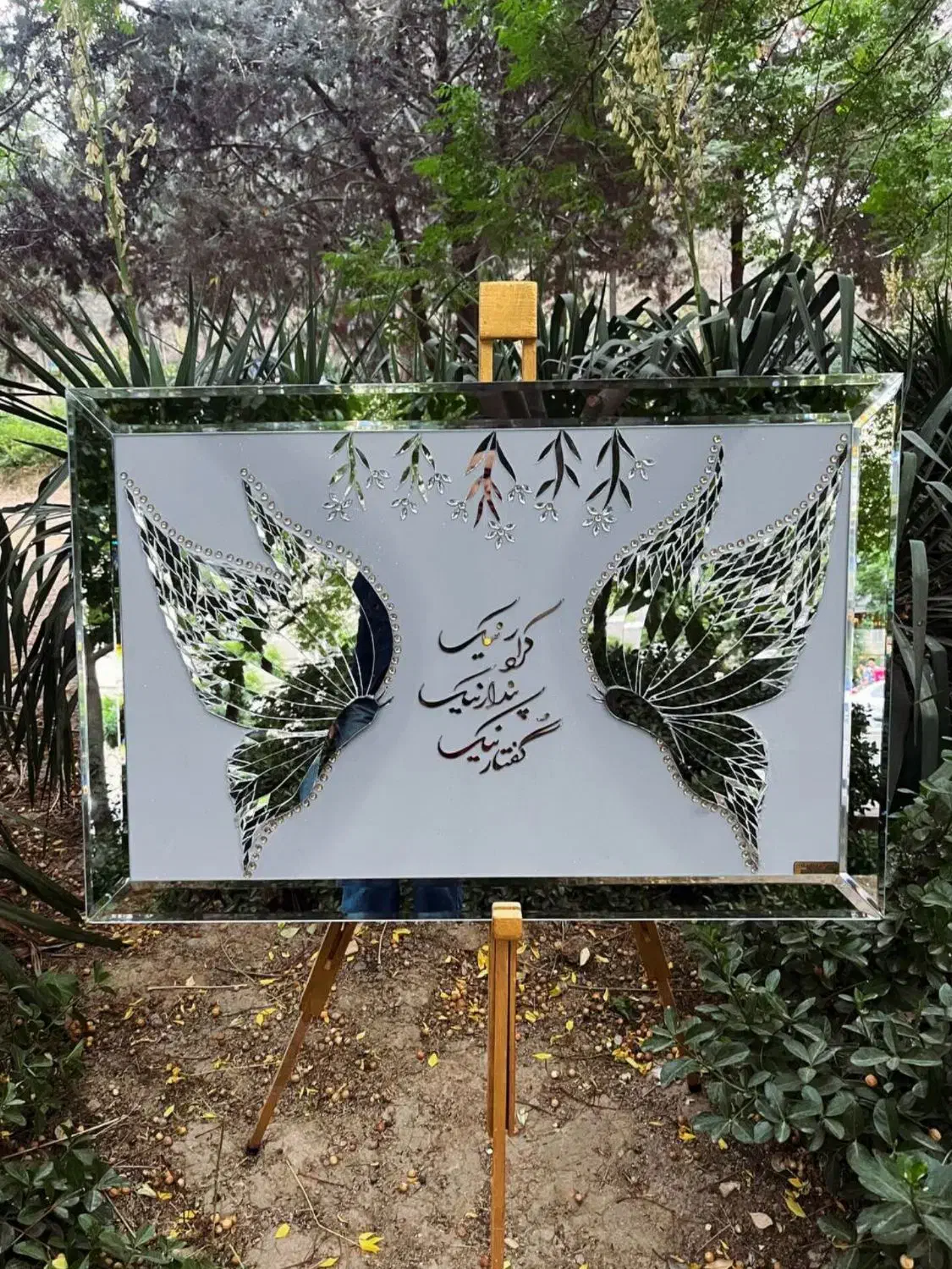 تابلو آینه کاری و ساعتهای رزینی|خدمات پیشه و مهارت|تهران, علی‌آباد|دیوار