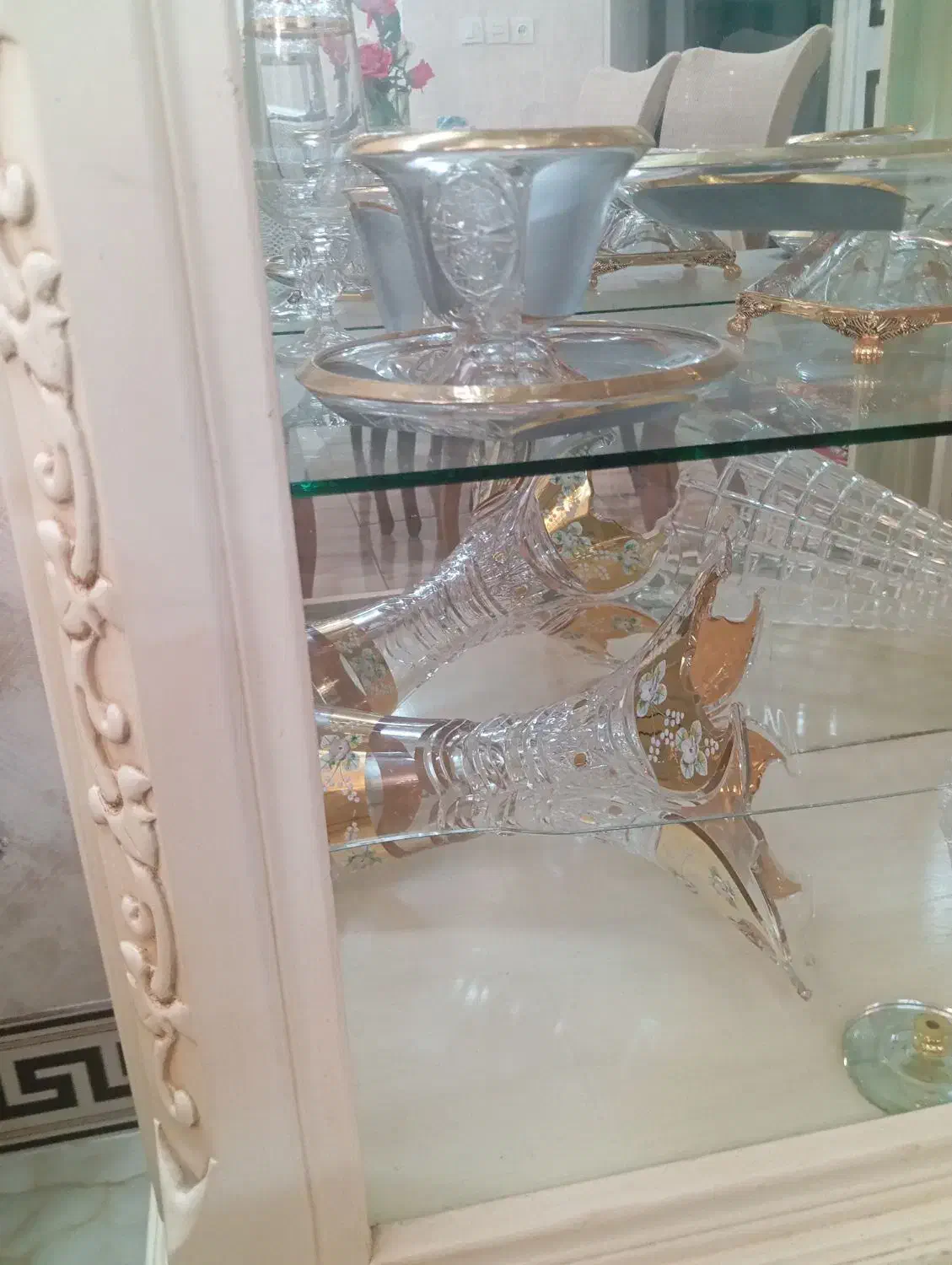 بوفه در حد نو|بوفه، ویترین، کنسول|قم, باسکول|دیوار