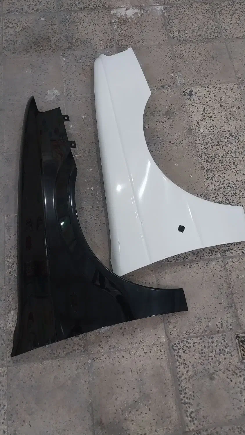 قطعات بدنه رنگ شده کوره ای|قطعات یدکی و لوازم جانبی|رشت, حومه رشت|دیوار