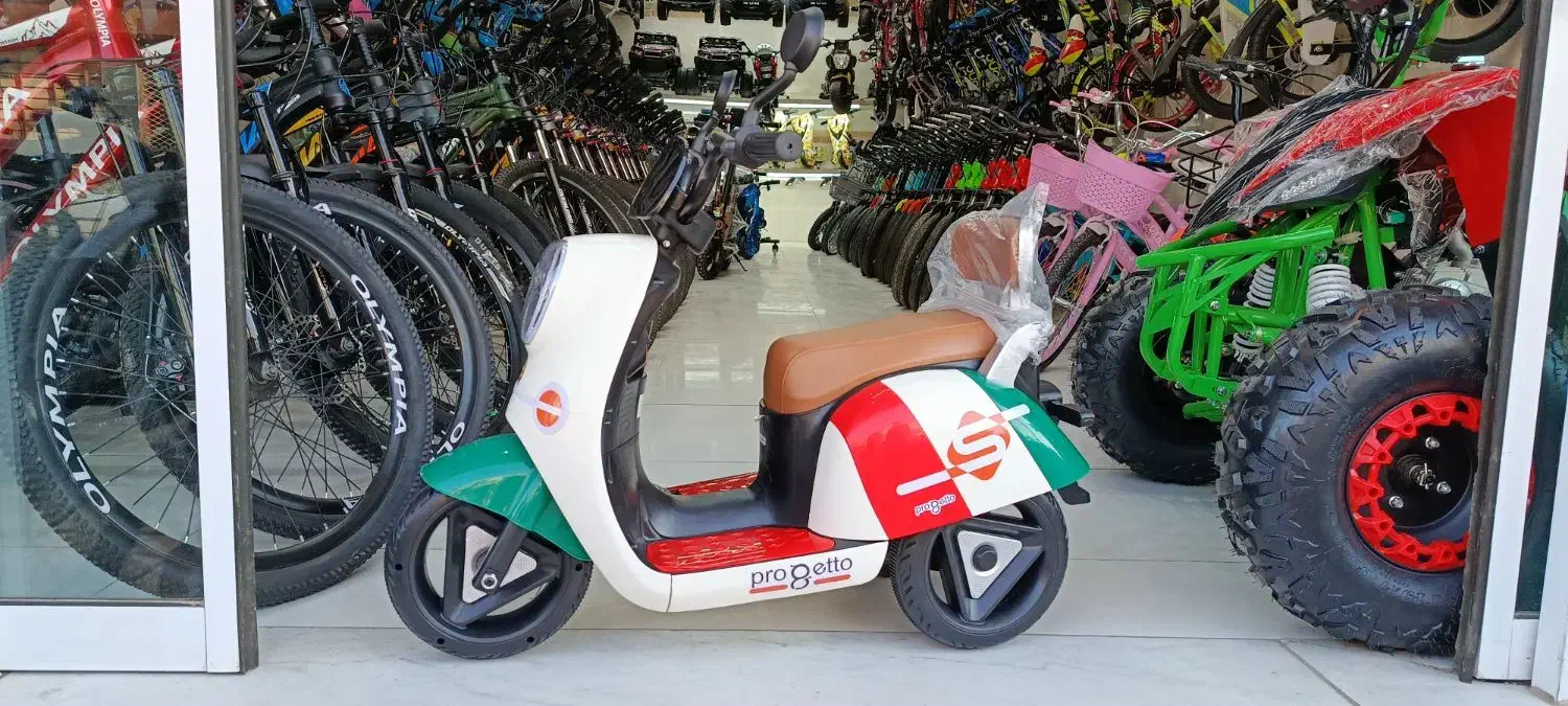 شارژی وسپا طرح سوئدی (غلامی)|اسباببازی بچه|زاهدان, |دیوار