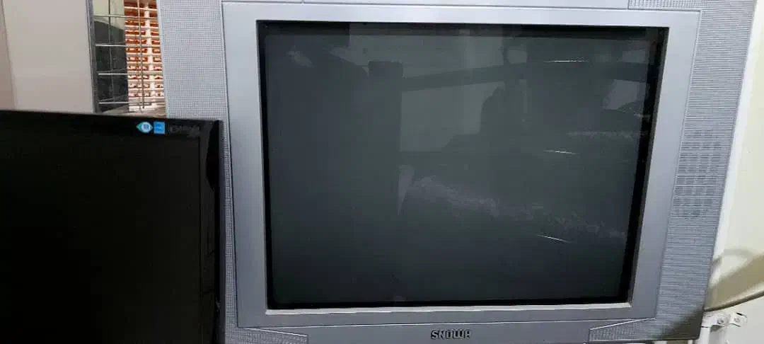 تلویزیون|تلویزیون و پروژکتور|گرگان, |دیوار