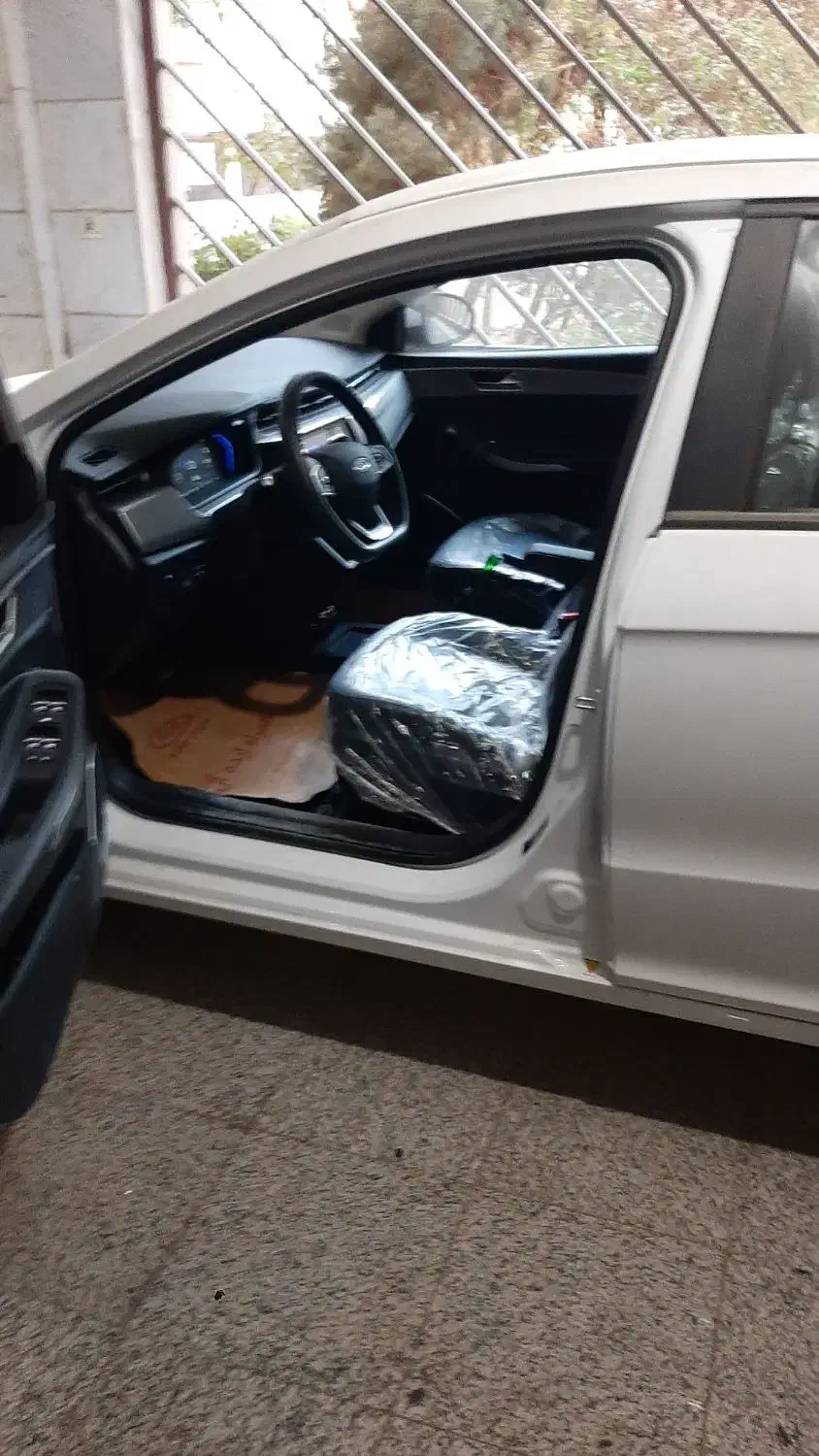 آریزو۵ برقی کلاسیک۱۴۰۴|خودرو سواری و وانت|قم, سالاریه|دیوار