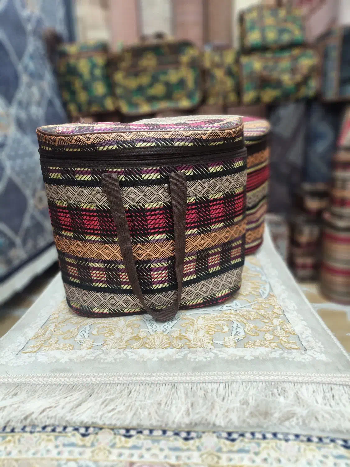 کاورفلاسک و پیکنیک|کوهنوردی و کمپینگ|بیرجند, |دیوار