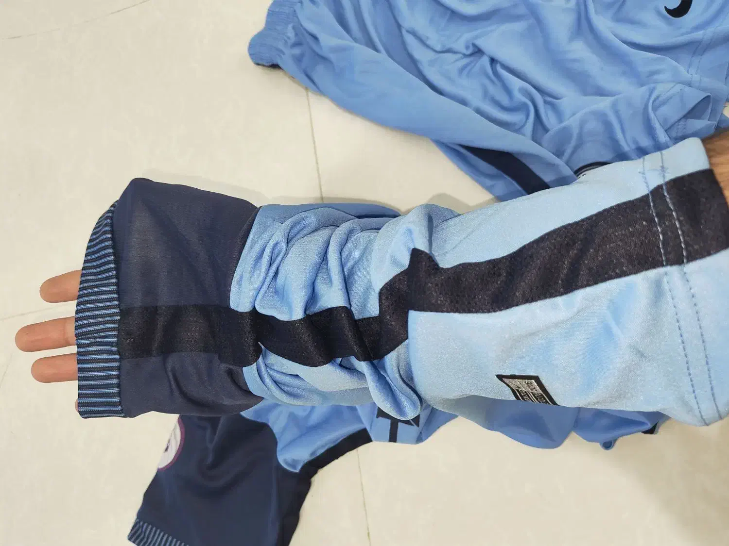 ست کلاسیک من سیتی 16-17 سایز Xl|لباس|شوشتر, |دیوار