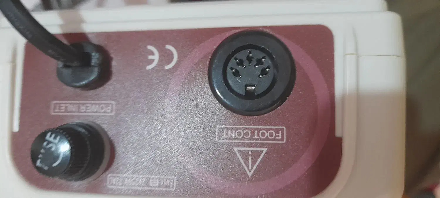 دستگاه سوهان برقی بدون هیچ مشکل|آرایشگاه و سالن‌های زیبایی|دهلران, |دیوار