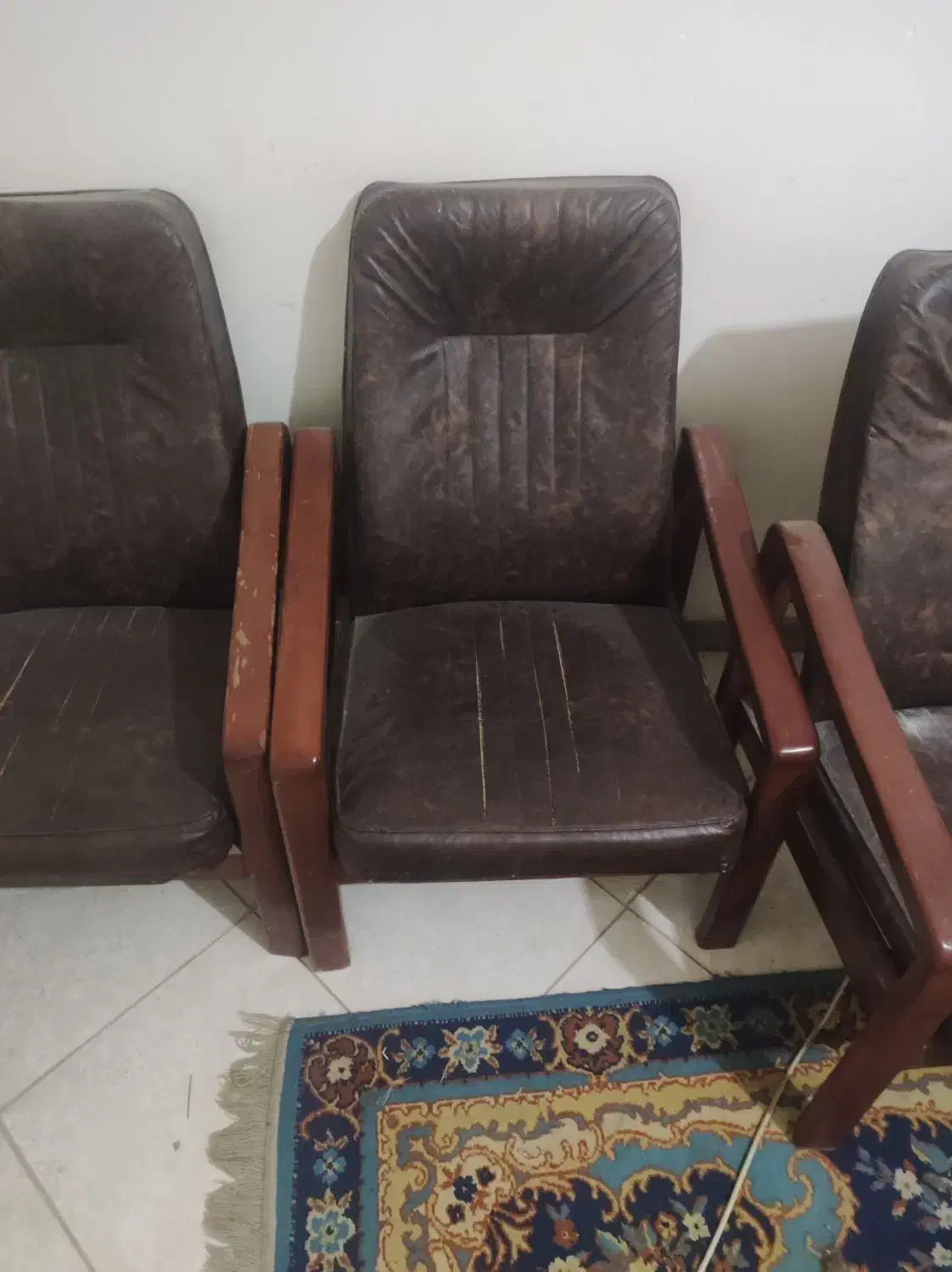 صندلی اداری|صندلی و نیمکت|گلبهار, شهر جدید گلبهار|دیوار