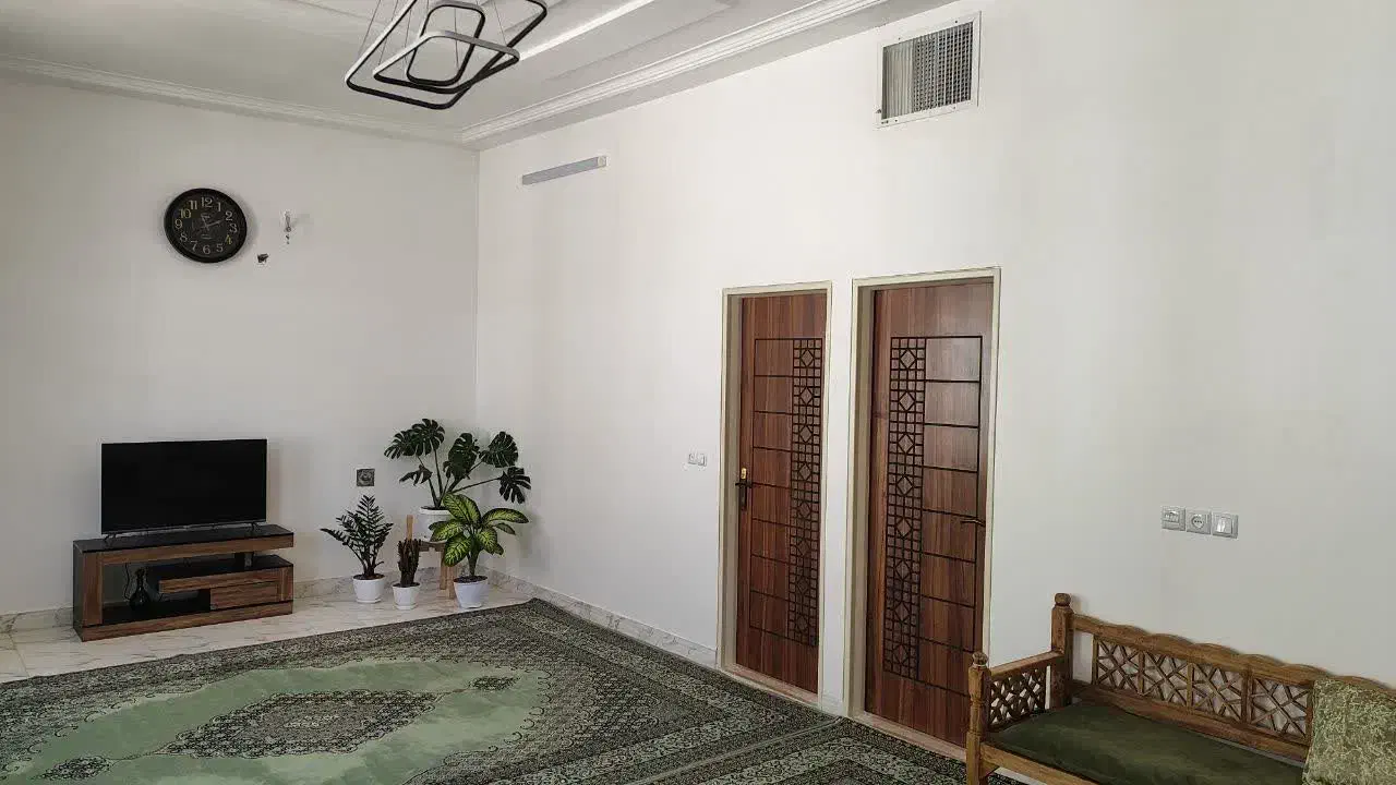 منزل ویلایی نوساز. روستای نواران|فروش خانه و ویلا|قم, تعویض پلاک|دیوار