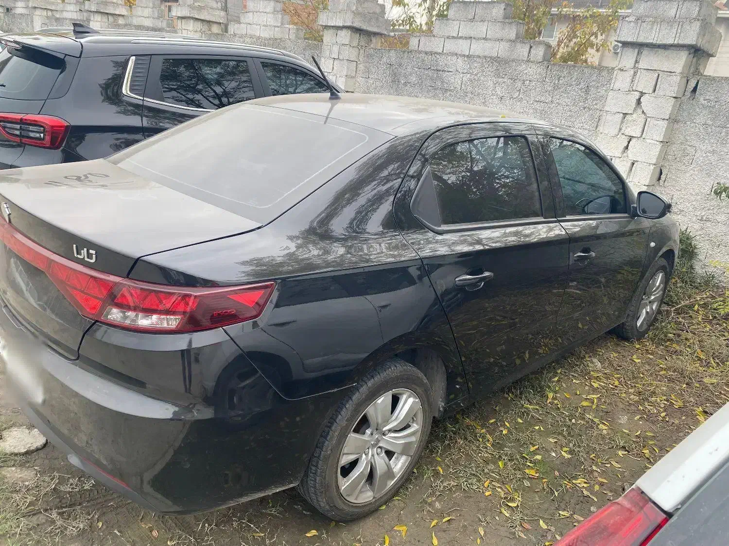 تارا دنده ۴۰۲|خودرو سواری و وانت|آمل, |دیوار