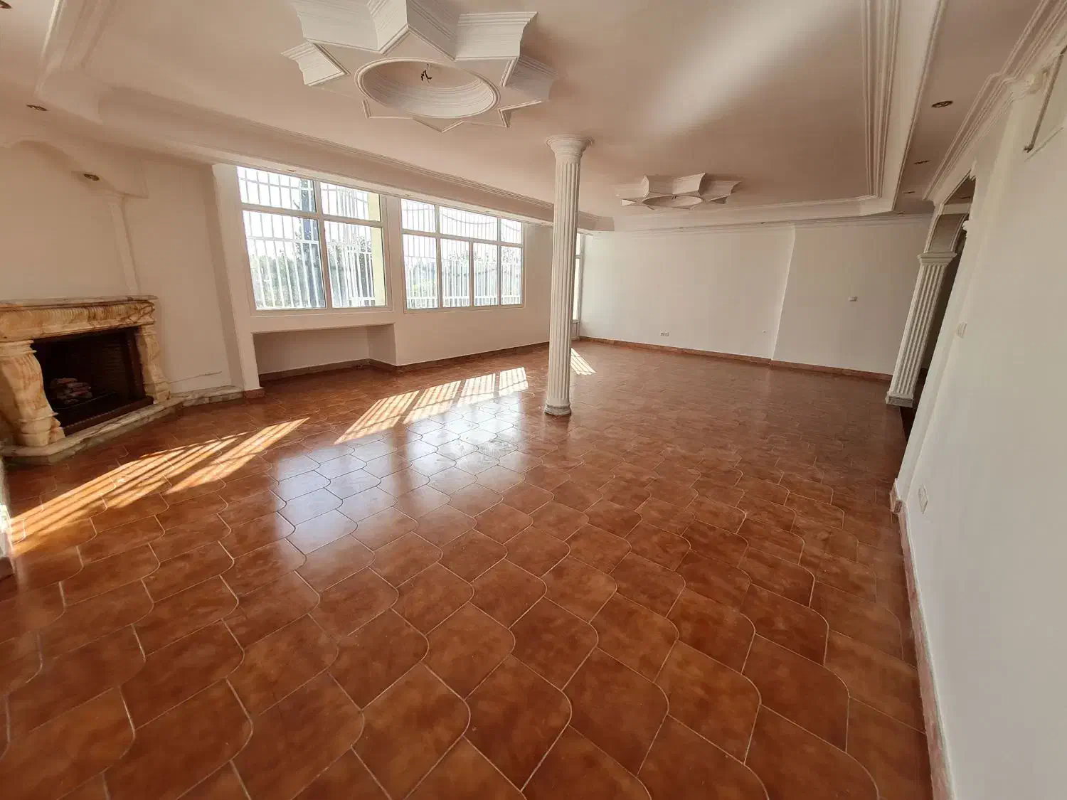 ۲۵۰ متر ویلایی ۲ واحدی شهرک غرب|اجارهٔ خانه و ویلا|تهران, سیمای ایران|دیوار