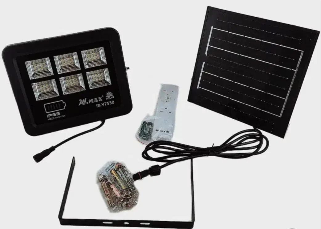 پروژکتور خورشیدی ۵۰ وات کنترل دار ( قیمت رقابتی )|لامپ و چراغ|بوشهر, |دیوار