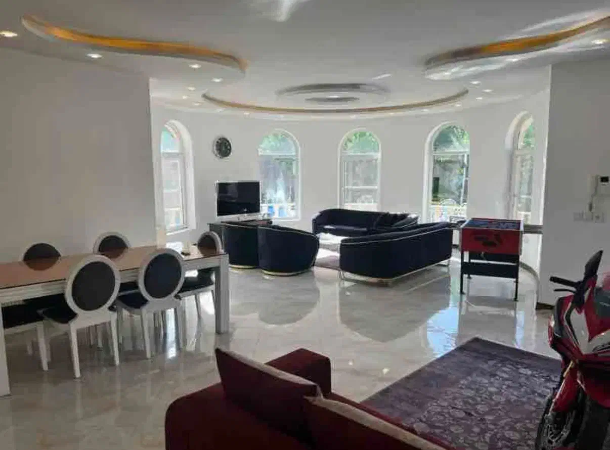 باغ ویلا استخرسرپوشیده شهریار|اجارهٔ کوتاه‌مدت ویلا و باغ|تهران, گلستان (شهرک راه آهن)|دیوار