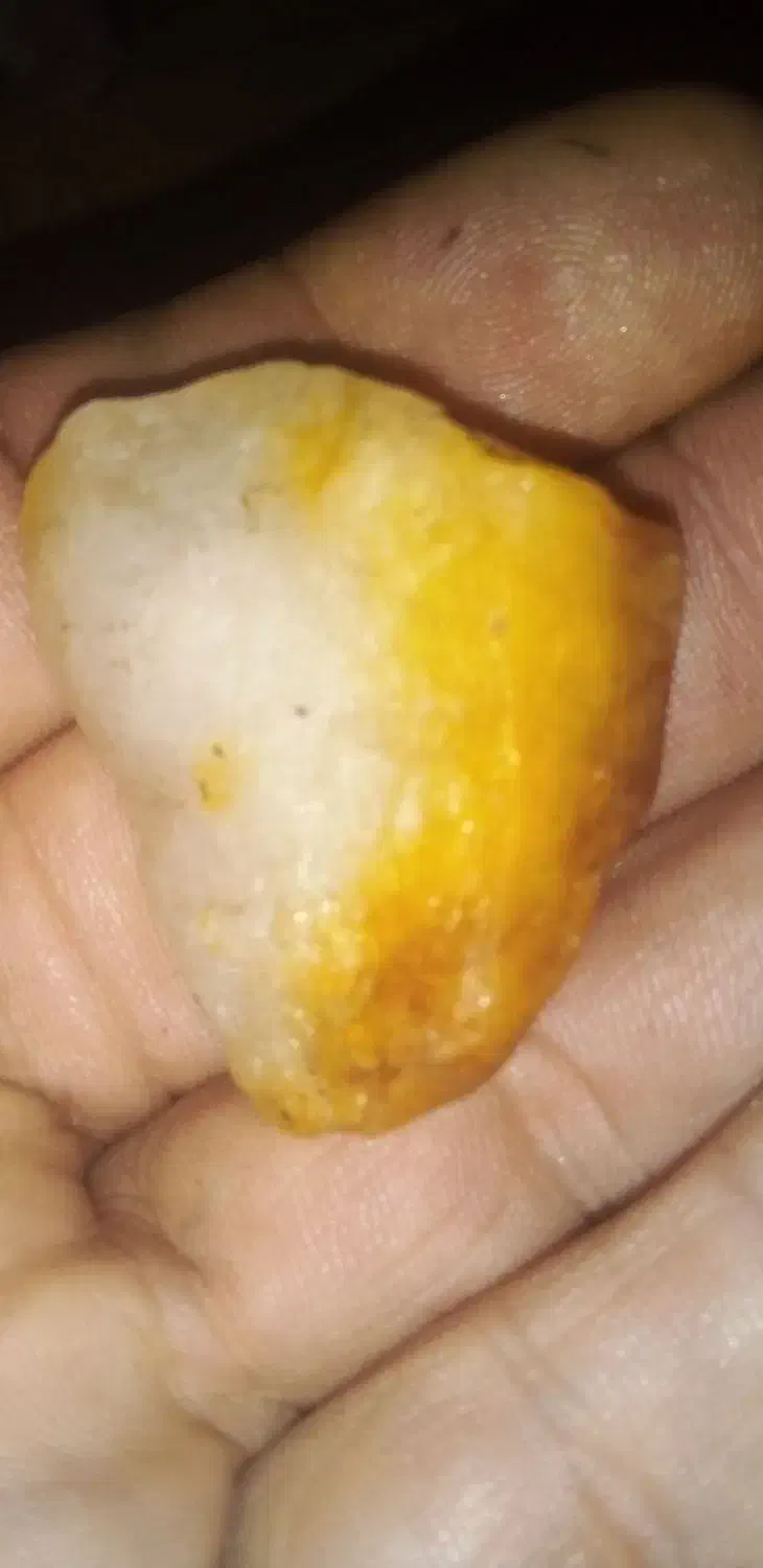 یاقوت زرد طبیعی|جواهرات|سلماس, |دیوار