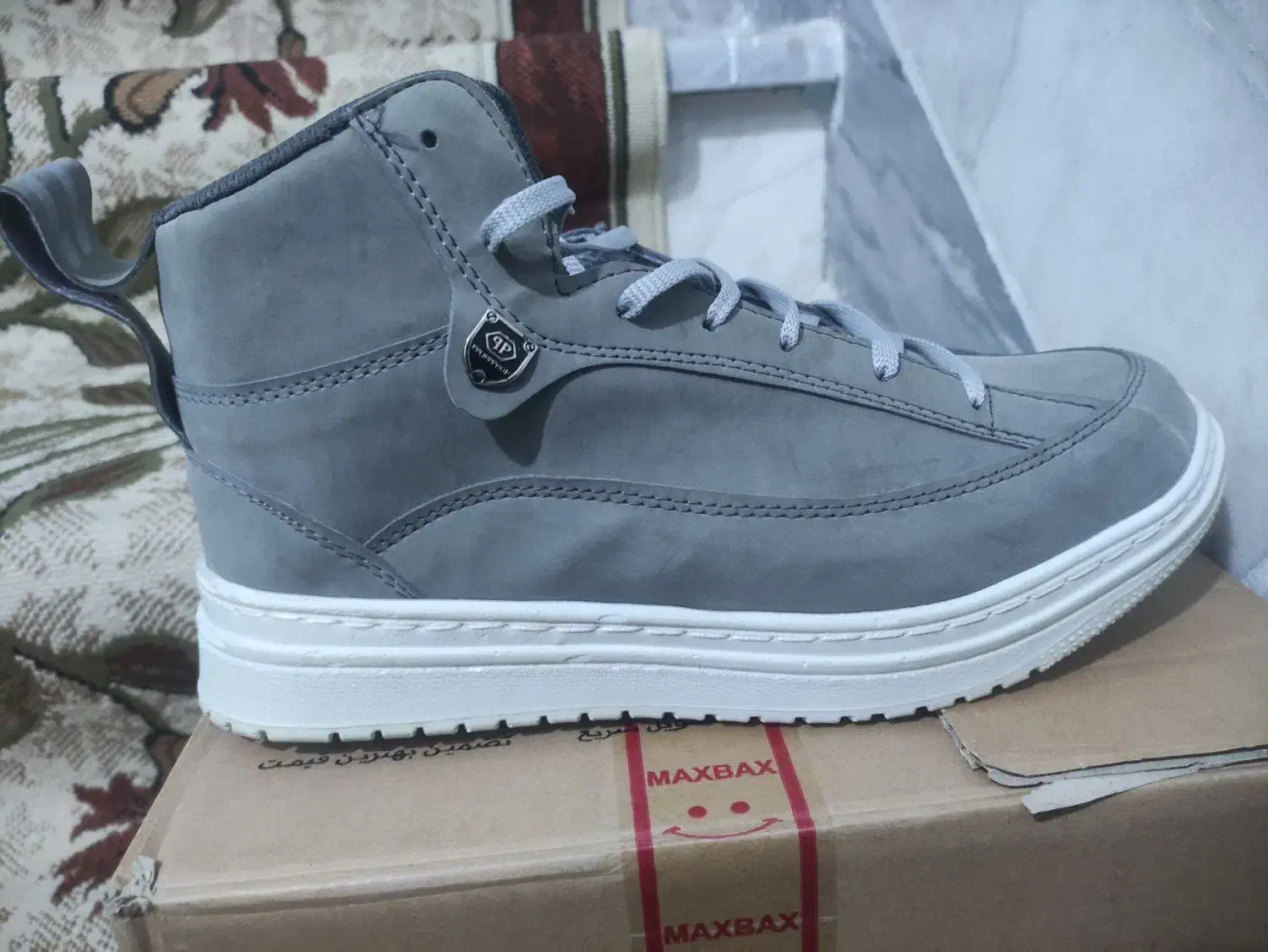 کتونی ساقدار|کیف، کفش، کمربند|قیدار, |دیوار