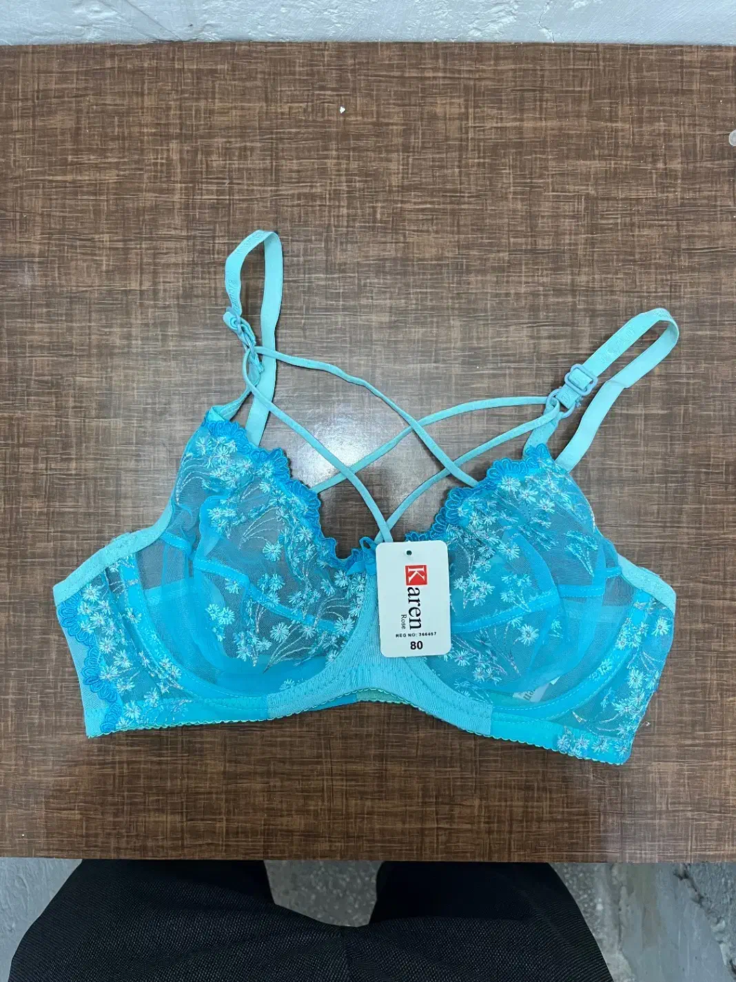 سوتین کارن|لباس|تبریز, |دیوار