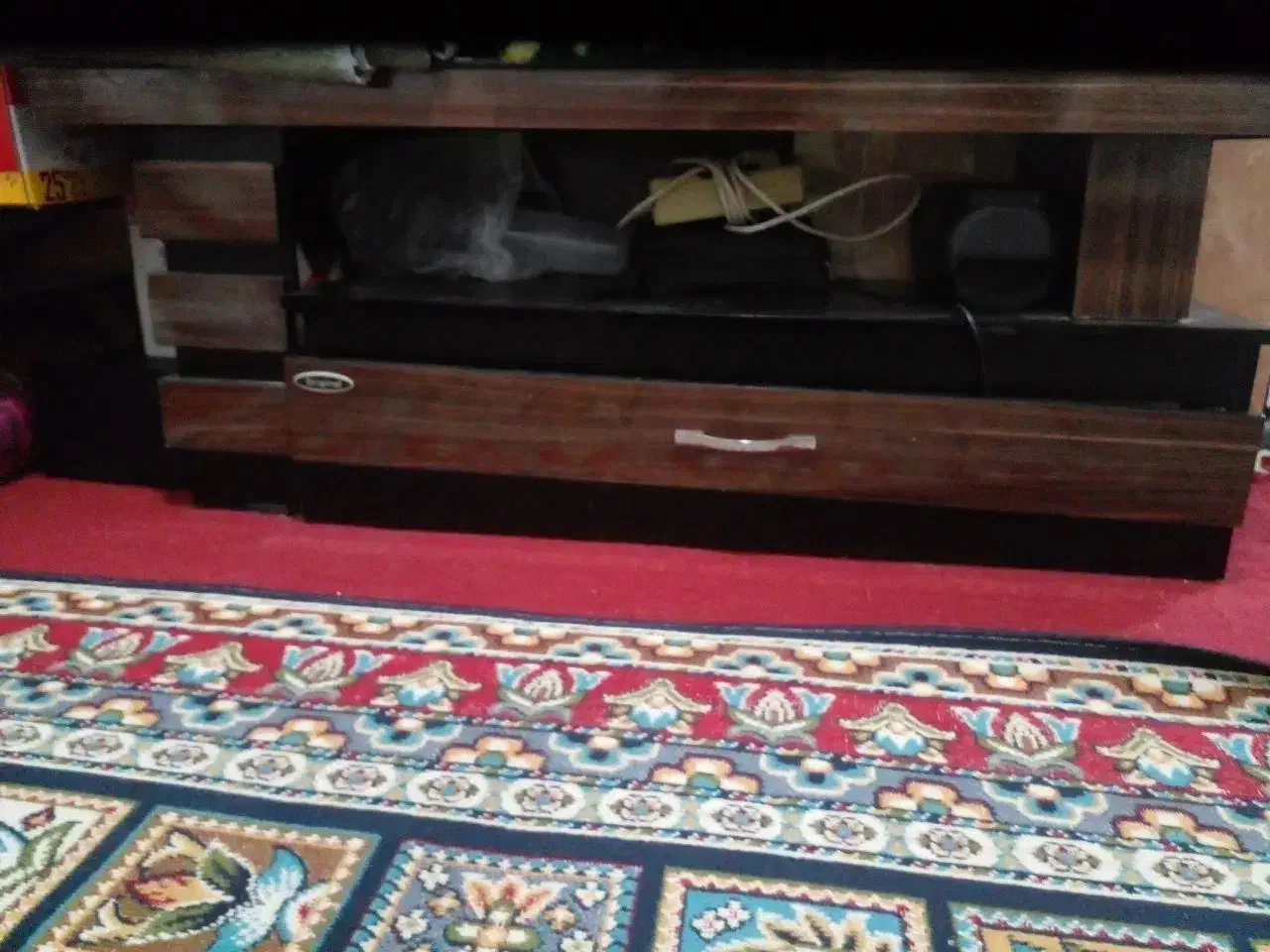 میز تلوزیون ۵۰۰|میز تلویزیون|تربت جام, بیست متری منبع آب|دیوار