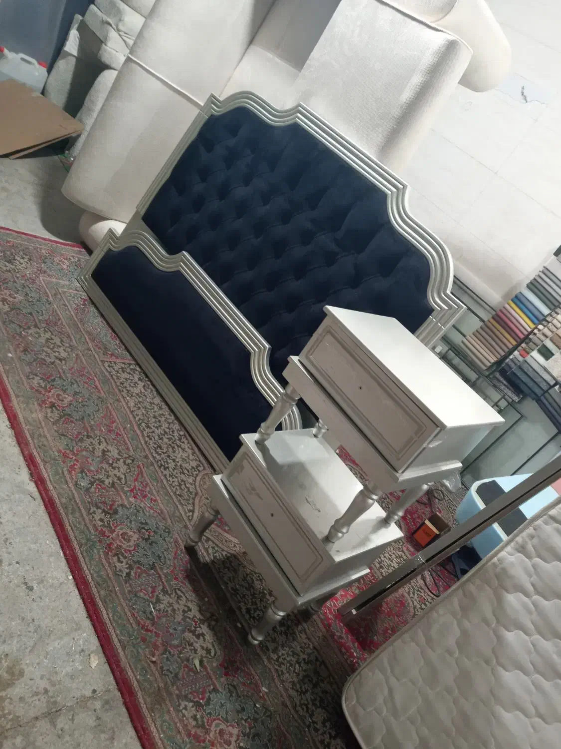 سرویس خواب|تخت و سرویس خواب|رباط‌کریم, رباط‌کریم|دیوار