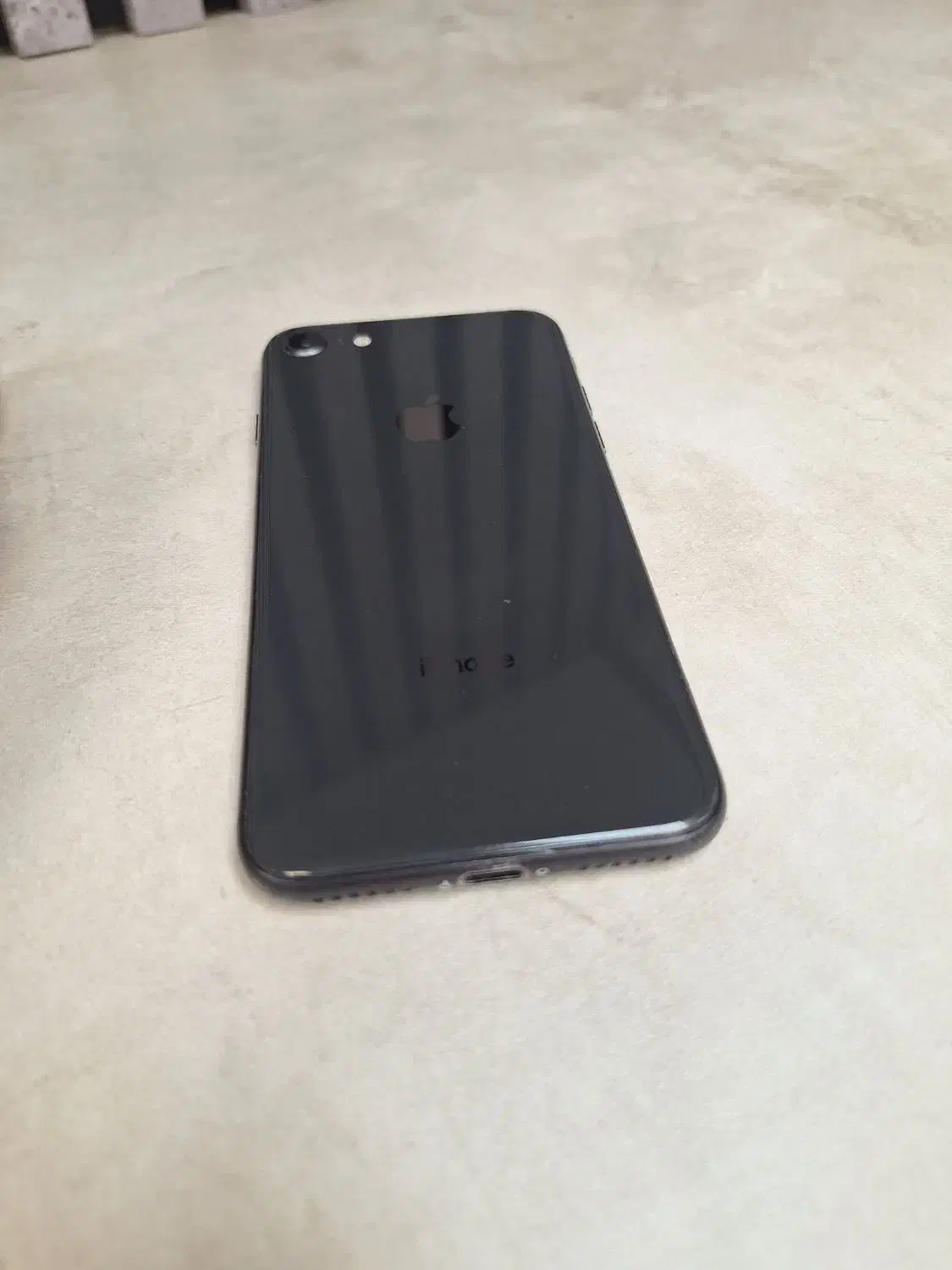 iphone 8|موبایل|تهران, شیخ هادی|دیوار