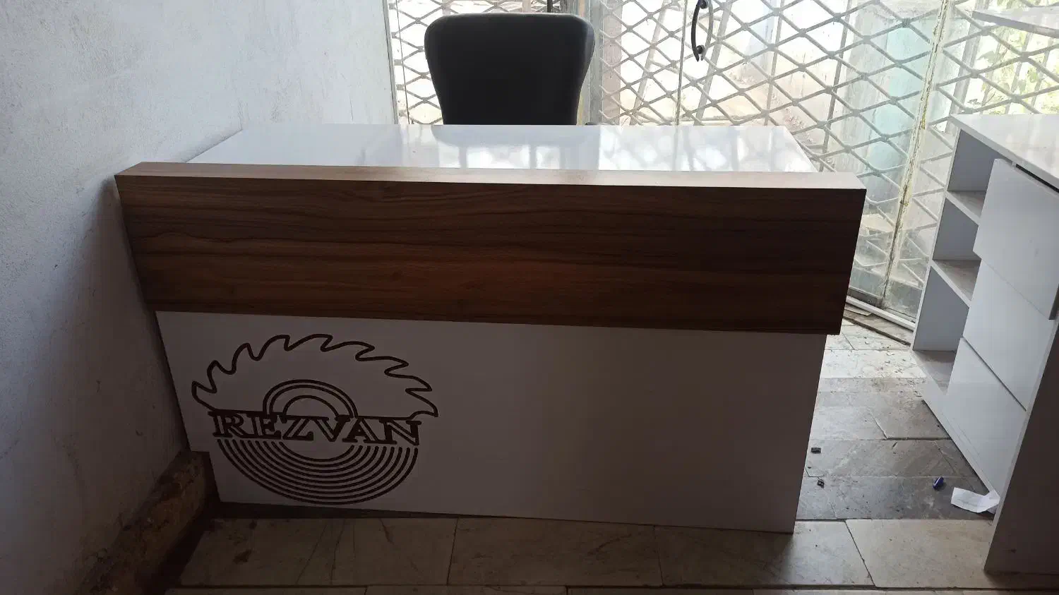 میزکار و صندلی گردان|میز تحریر و کامپیوتر|تولم شهر, |دیوار