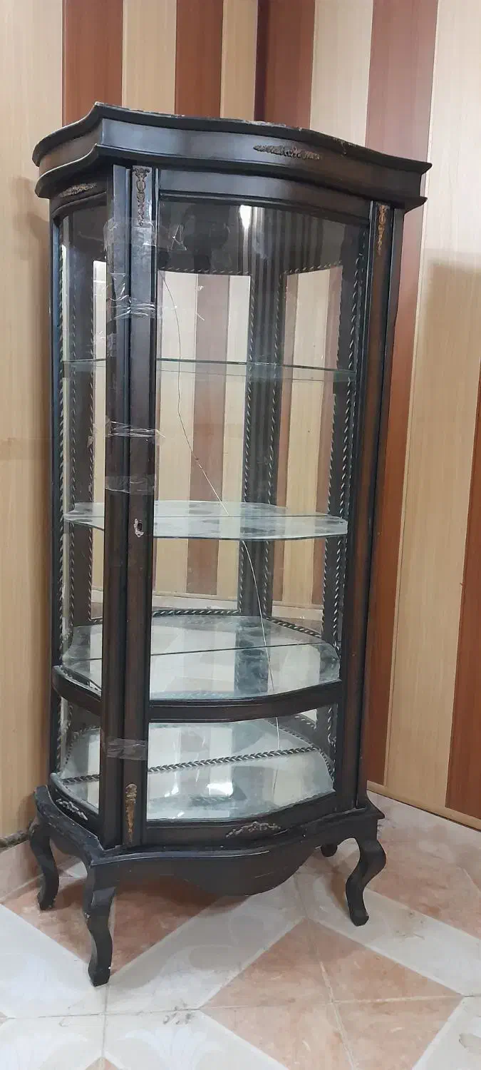 گنجه سالم تمیز|بوفه، ویترین، کنسول|چناران, |دیوار