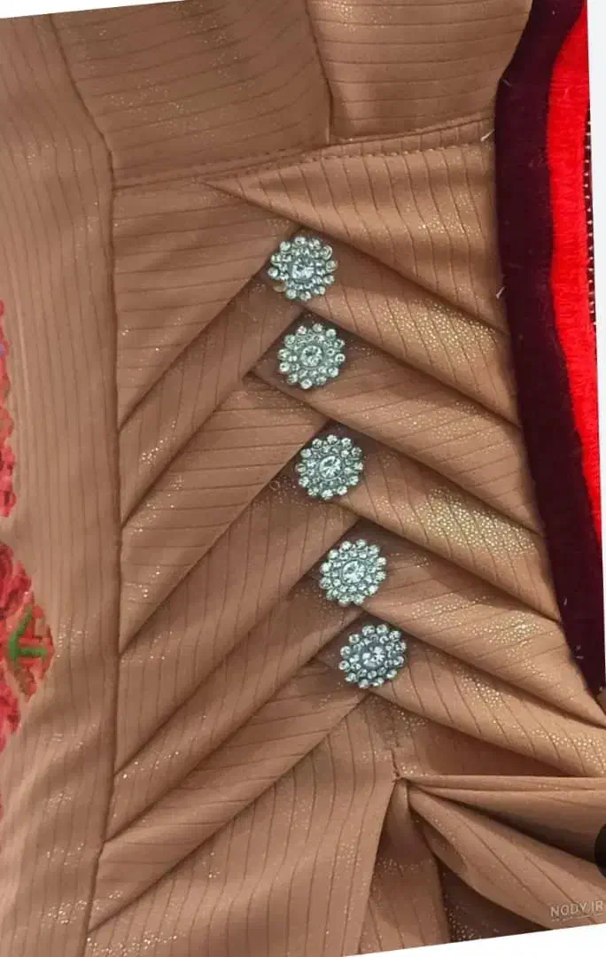 خیاطی لباس زنانه و بچگانع|لباس|سراوان, |دیوار