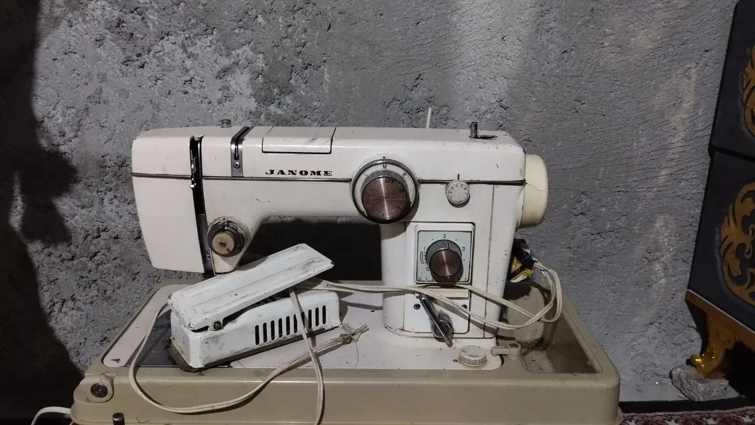 چرخ خیاطی ژانومنی 802پیچ زرد|چرخ خیاطی و ریسندگی|ایرانشهر, |دیوار