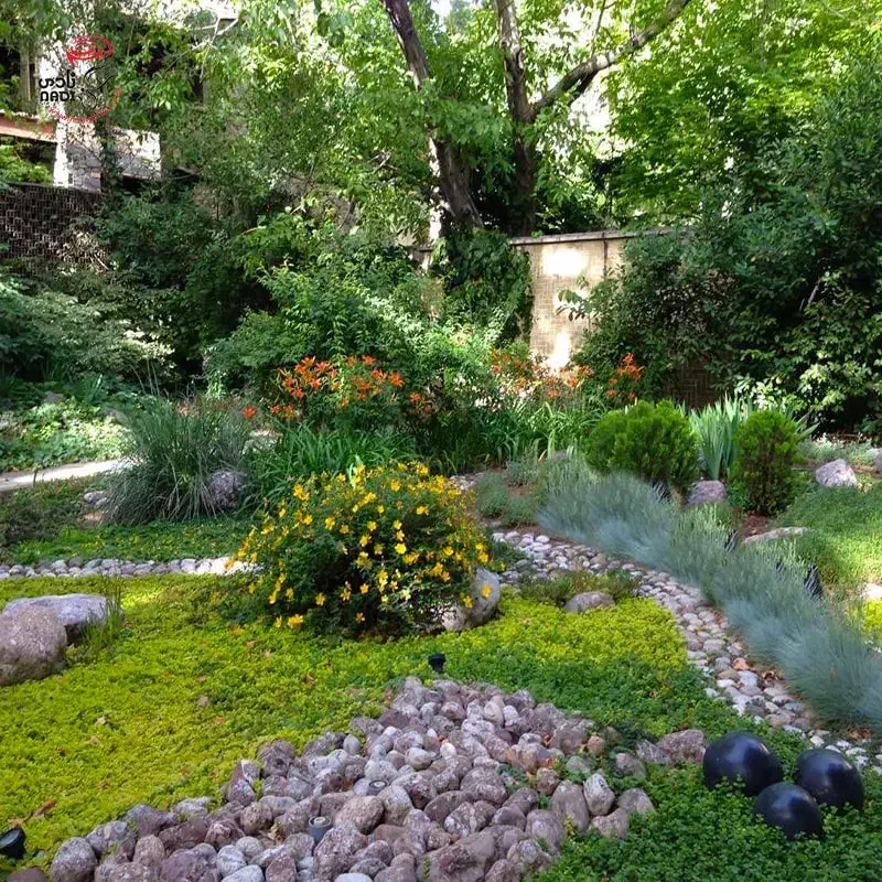 باغ|فروش زمین و ملک کلنگی|قم, دروازه چوبی|دیوار