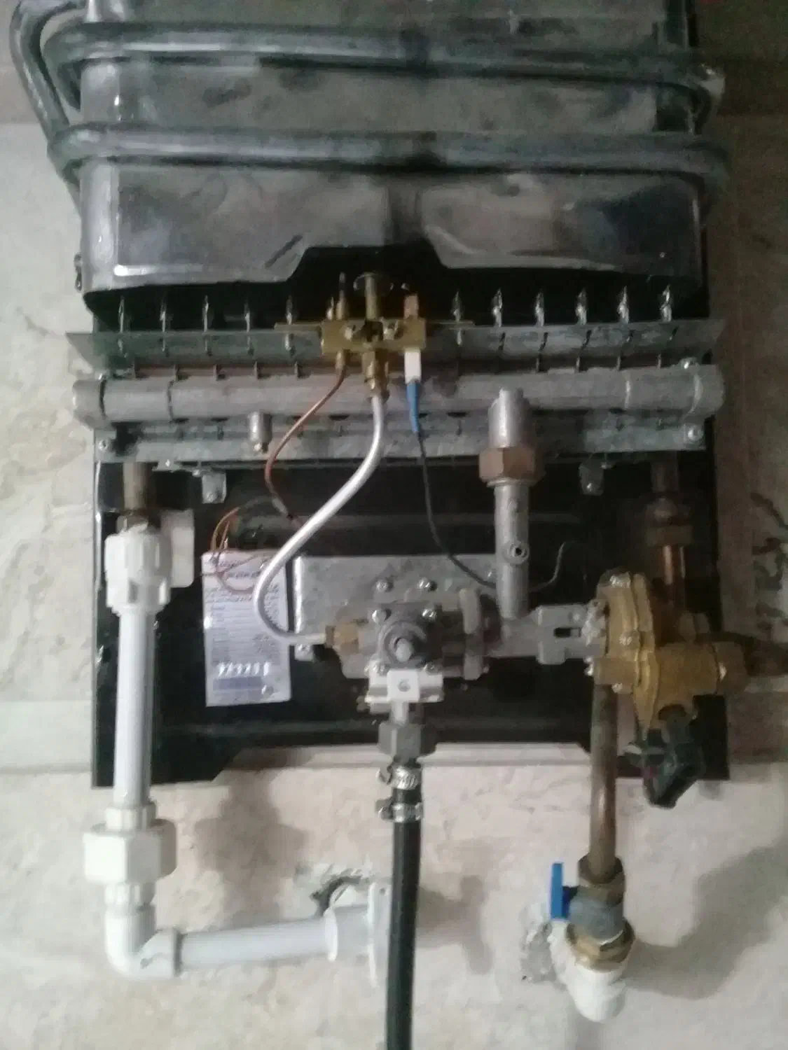 آبگرمکن دیواری|آبگرمکن، پکیج، شوفاژ|آبادان, |دیوار