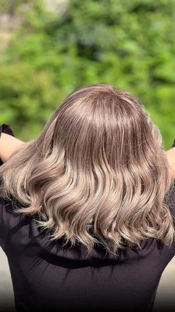 مدل رنگ و لایت|خدمات آرایشگری و زیبایی|لاهیجان, انقلاب|دیوار