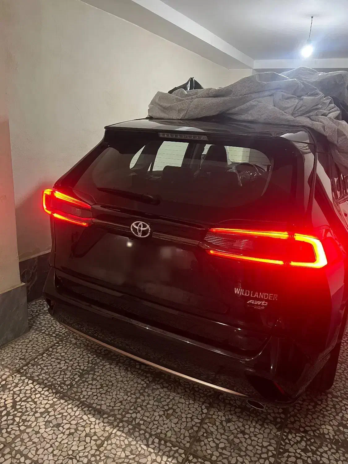 تویوتاوایدلندر۲۰۲۵ خشک دو دف|خودرو سواری و وانت|ساری, |دیوار