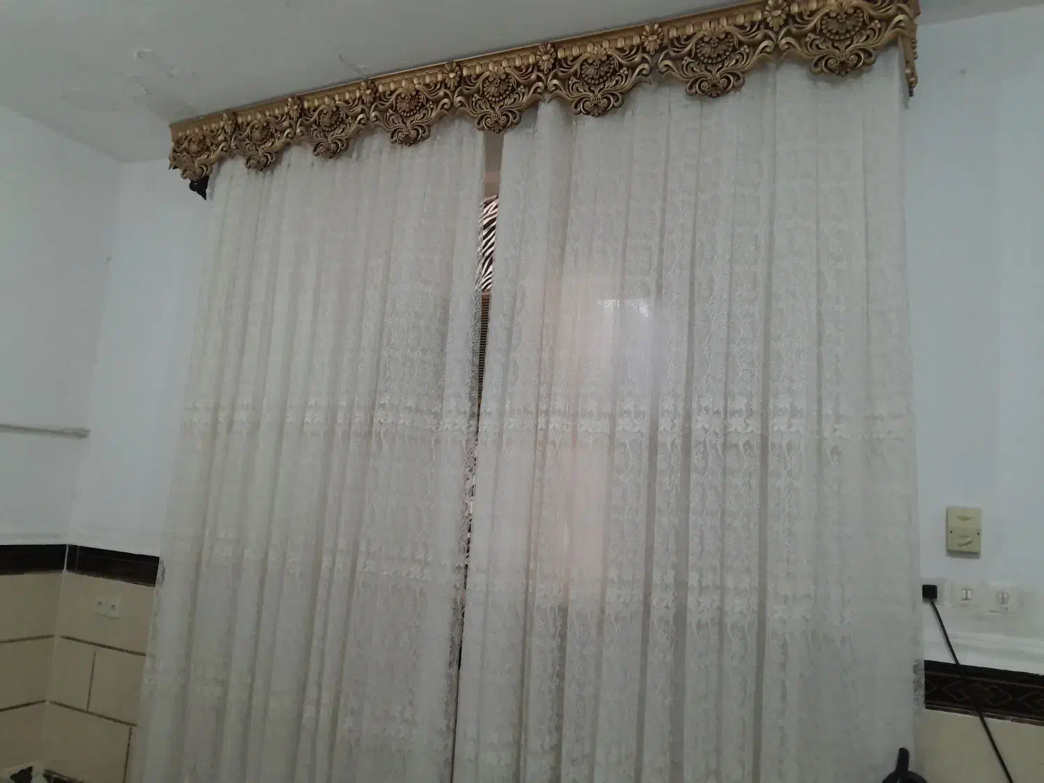 پرده تور وهمراه کتیبه|پرده، رانر، رومیزی|کارون, |دیوار