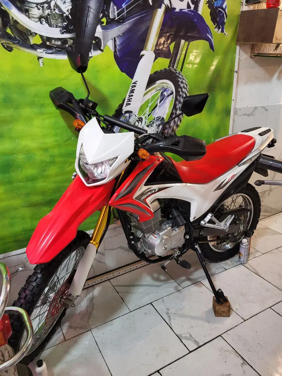 تریل ۲۰۰ پرواز در حد خشک|موتورسیکلت|تبریز, |دیوار