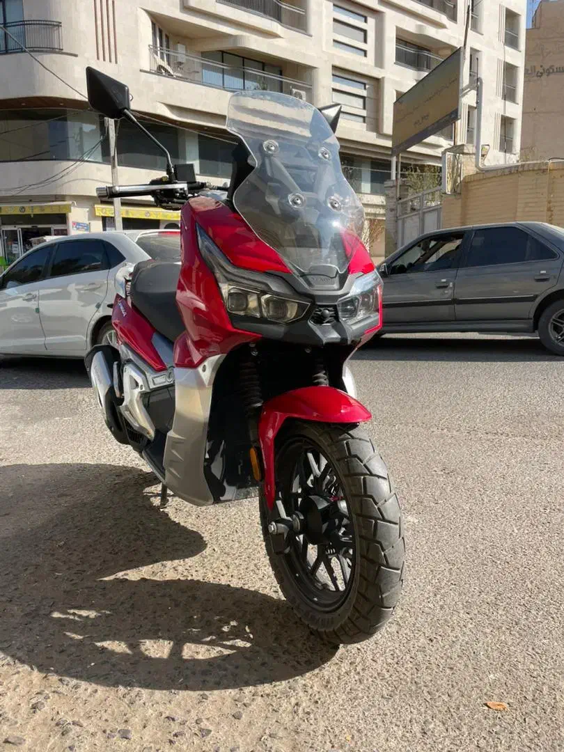 هوندا ADV ۱۴۰۲ تکتاز اصلی در حد صفر تصادفی نداشت|موتورسیکلت|قم, بنیاد|دیوار