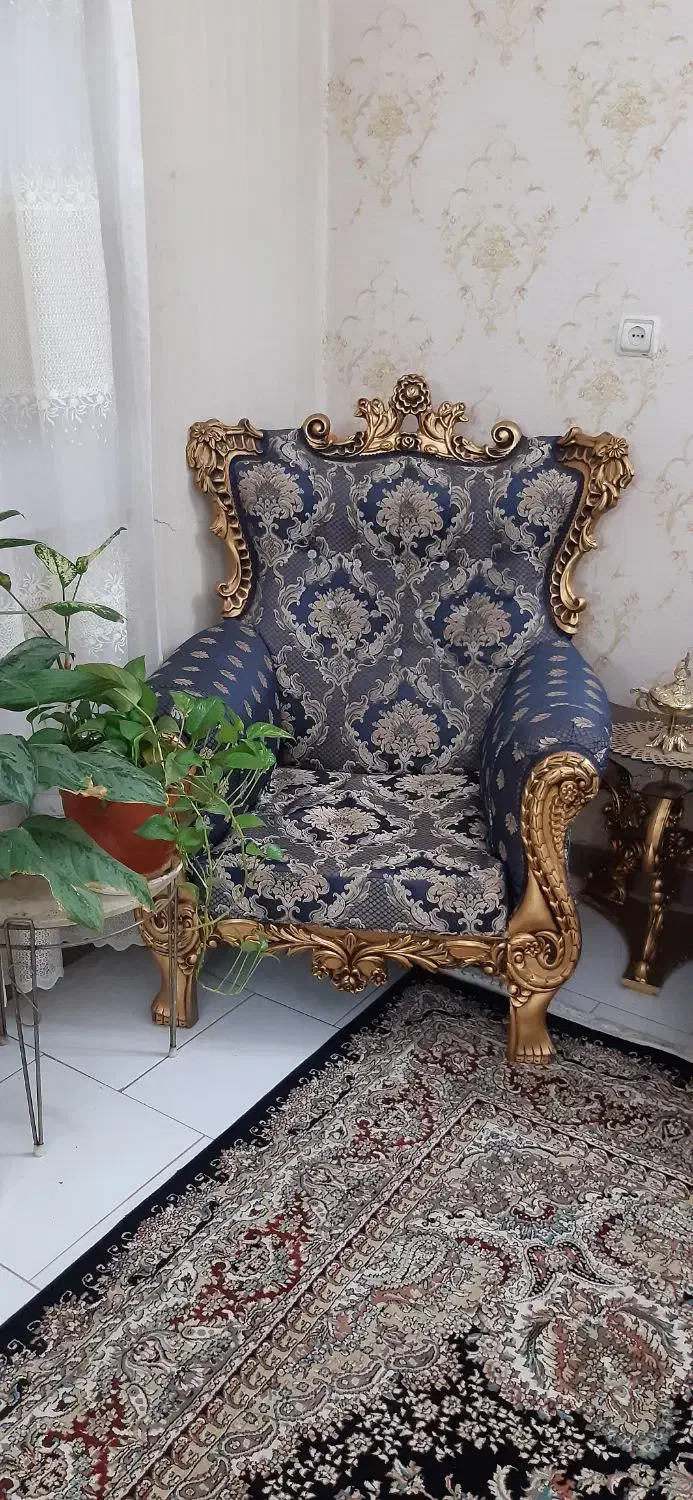 مبل ۷نفره با میز وسط ویک عسلی|مبلمان خانگی و میز عسلی|تهران, گلاب دره|دیوار