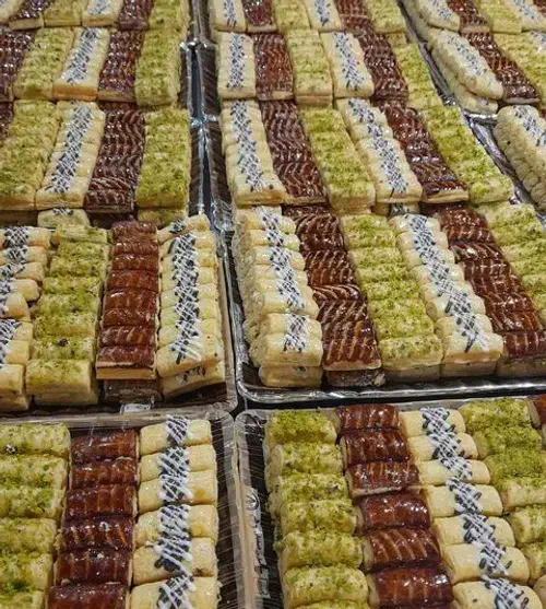 شیرینی گل محمدی دانمارکی ساقه عروس لوتکا|خدمات پذیرایی، مراسم|شهریار, شهرک مصطفی خمینی|دیوار