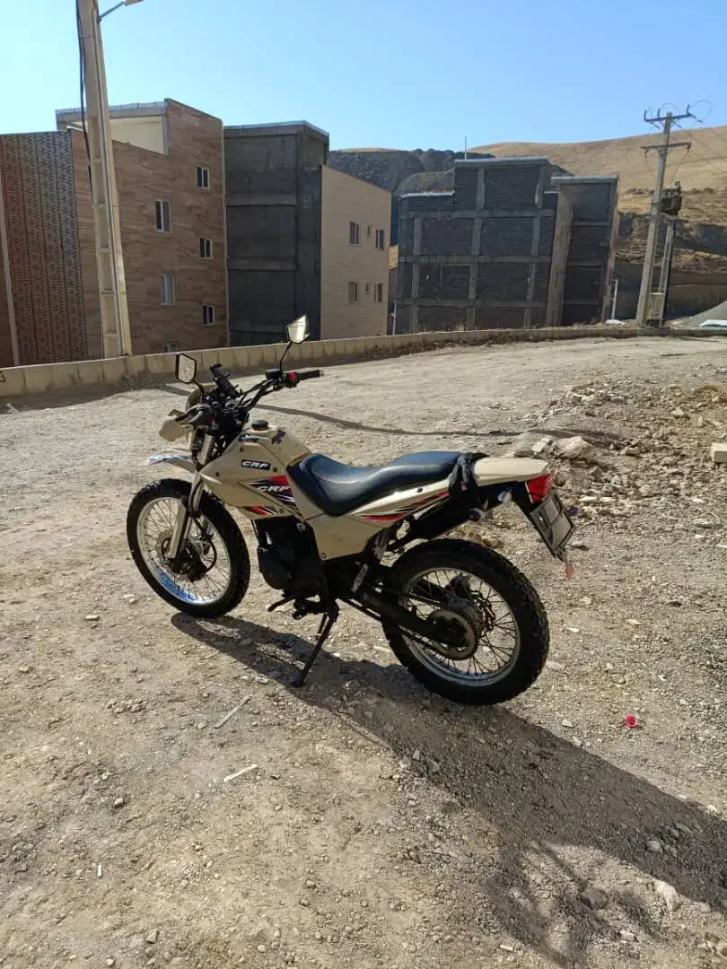 راتو|موتورسیکلت|دیواندره, |دیوار