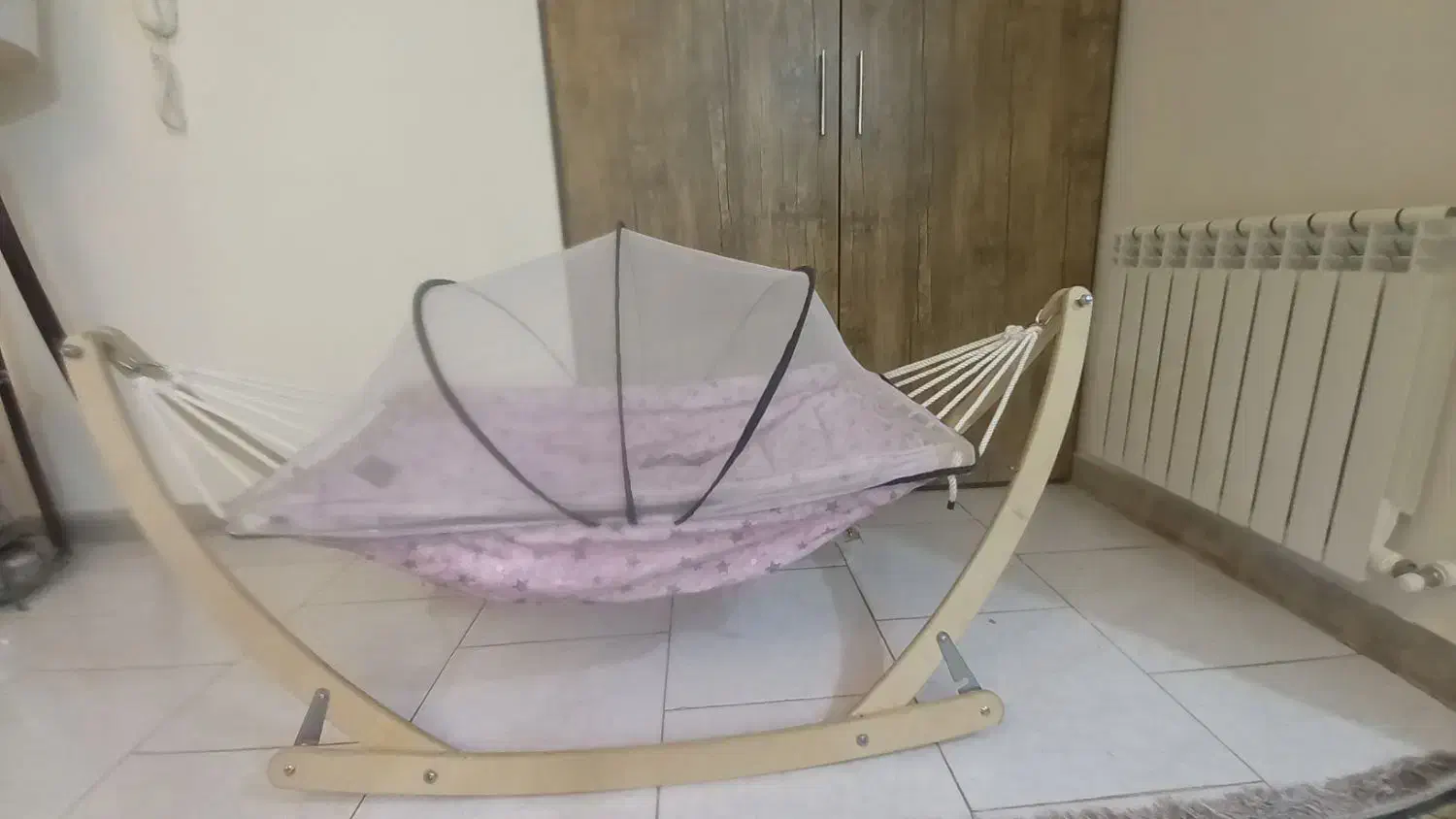 گهواره|تخت و سرویس خواب|شریفآباد, |دیوار