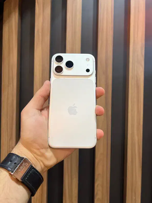 ۱۷پرومکس|موبایل|تهران, آسمان|دیوار