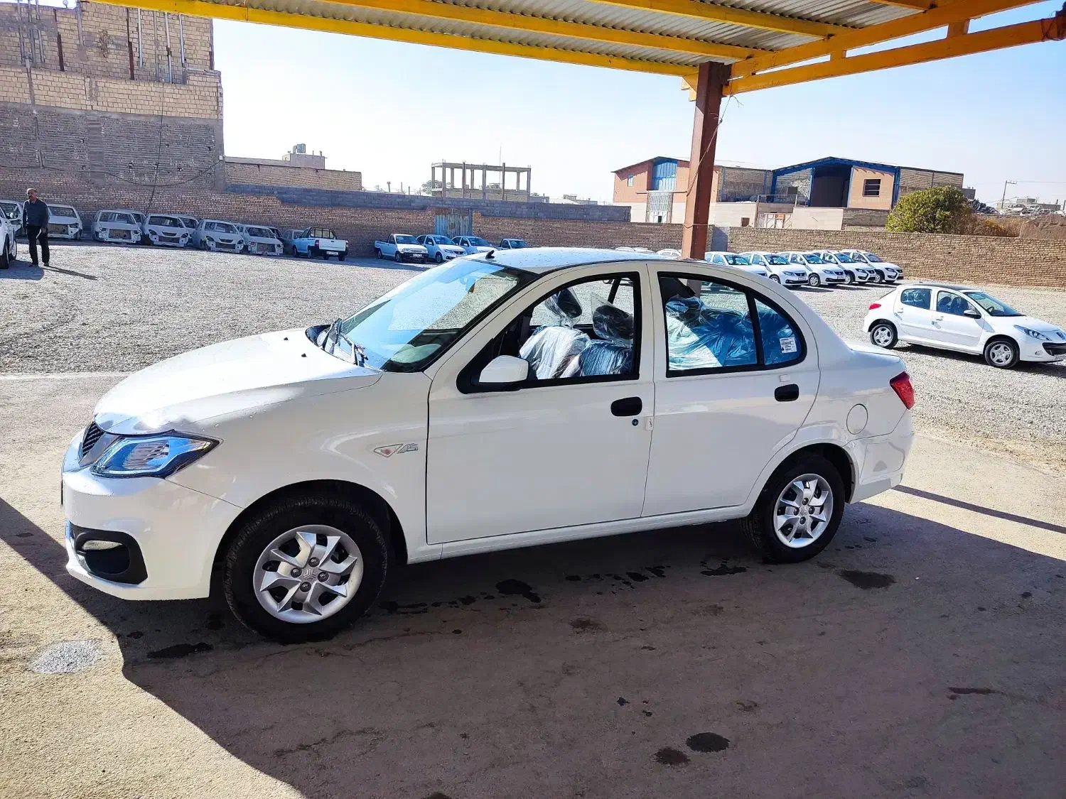 ساینا s صفر کارخانه|خودرو سواری و وانت|اصفهان, فرح آباد|دیوار