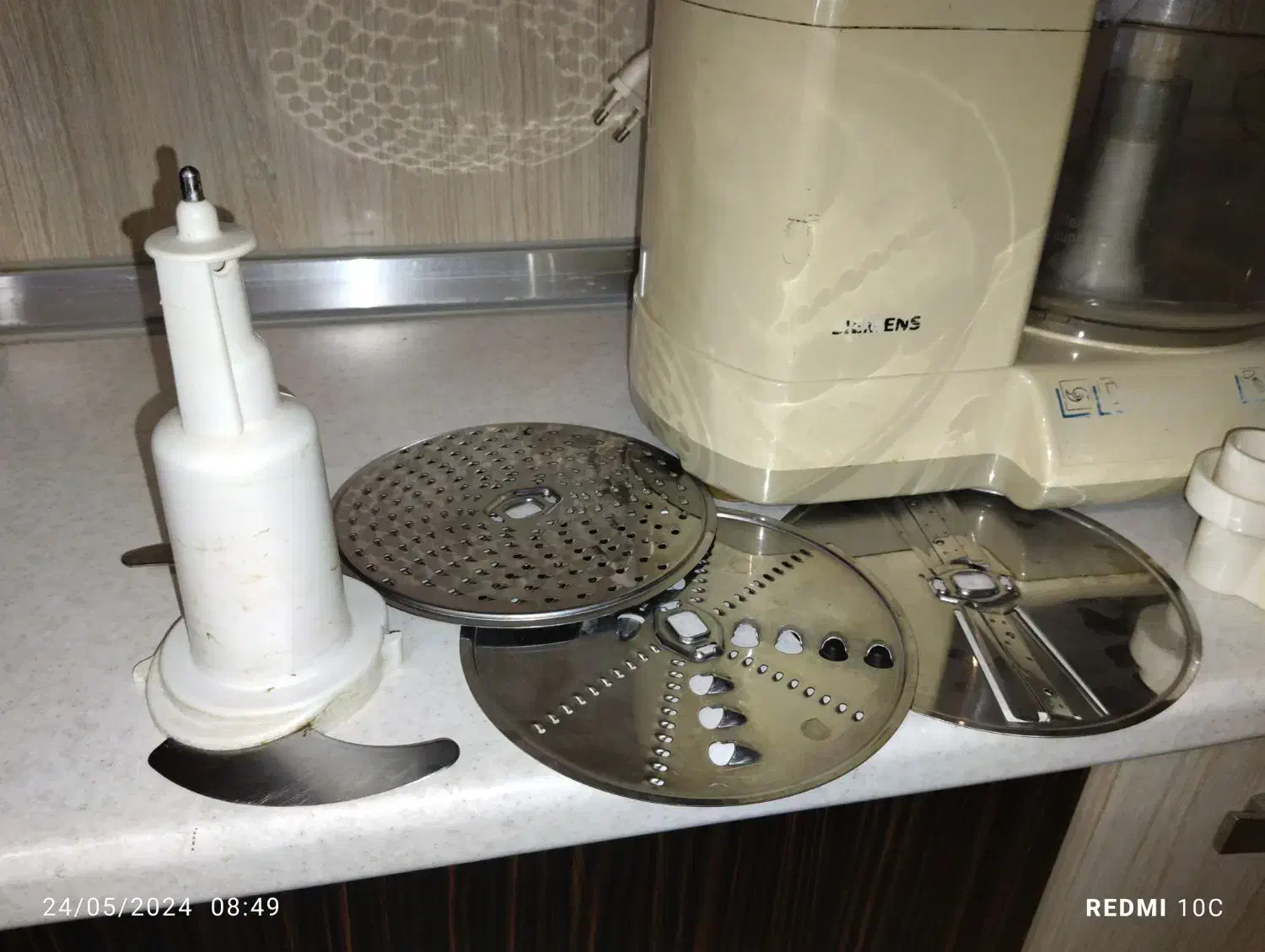 غذاساز|خردکن، آسیاب، غذاساز|بندر انزلی, باغ زمانی|دیوار