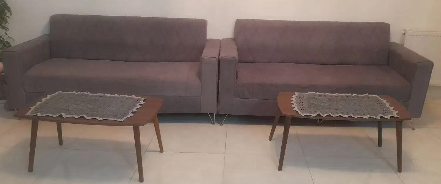 مبلمان هشت نفره به همراه میز عسلی|مبلمان خانگی و میز عسلی|گلبهار, شهر جدید گلبهار|دیوار