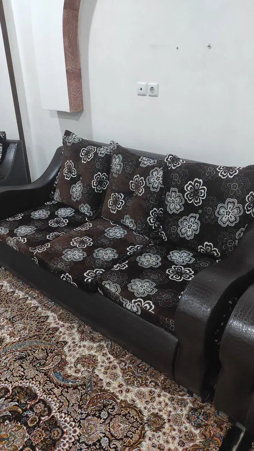 مبلمان ۷ نفره دو رو/ مبل|مبلمان خانگی و میز عسلی|شهرکرد, |دیوار