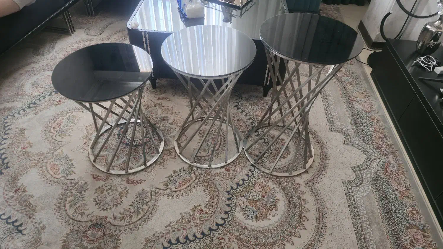 میزجلومبلی و عسلی|مبلمان خانگی و میز عسلی|سمنان, |دیوار