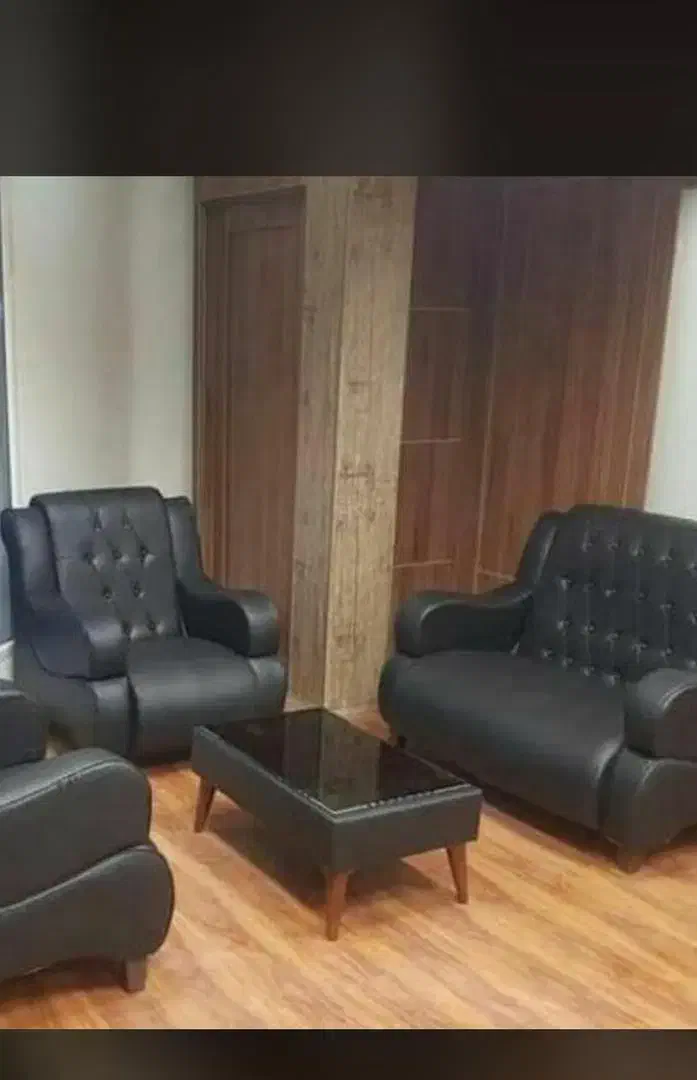 ست‌اداری مینمال سالن انتظار چرمی چستر فوم چوبی|مبلمان اداری|کرج, عظیمیه|دیوار