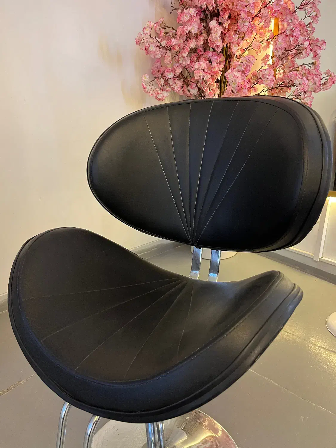 فروش صندلی کار آرایشگاهی|آرایشگاه و سالن‌های زیبایی|اصفهان, زهران|دیوار