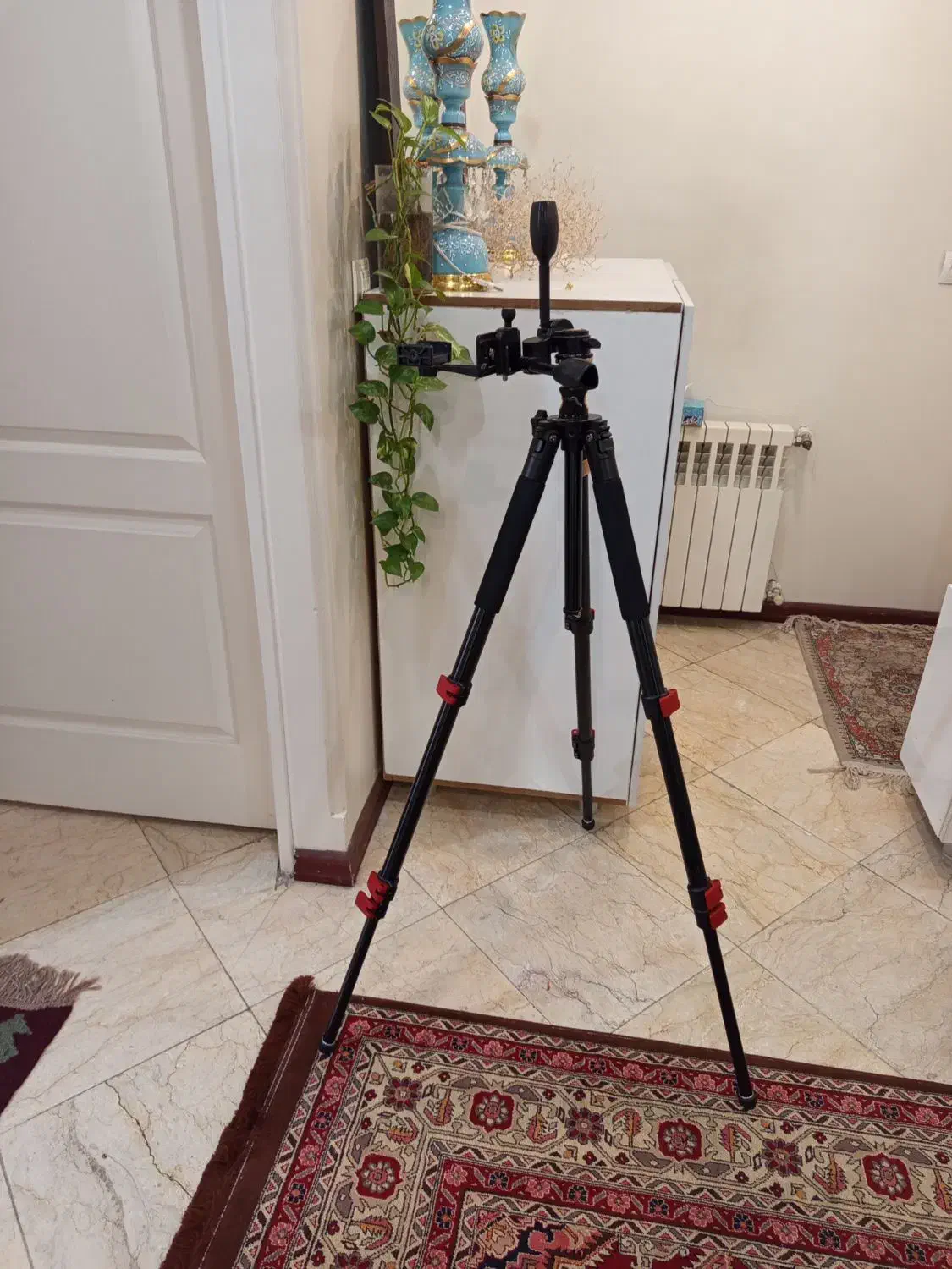 «پایه دوربین BEIKE Q720 (تقریبا بدون استفاده)|دوربین عکاسی و فیلم‌برداری|تهران, جمال‌زاده|دیوار